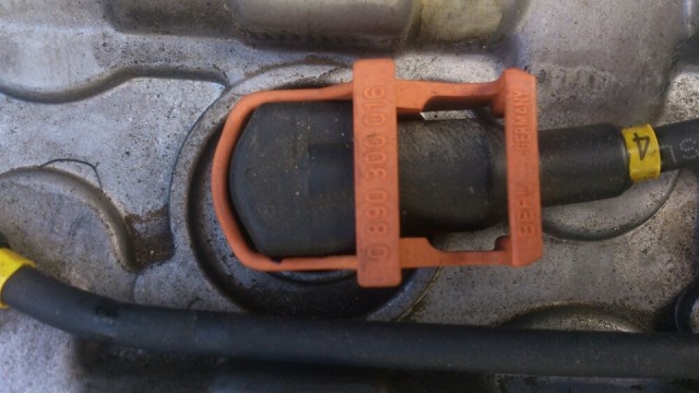 Ignition Lead Clip.jpg