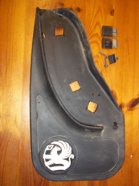 cally mud flap.JPG